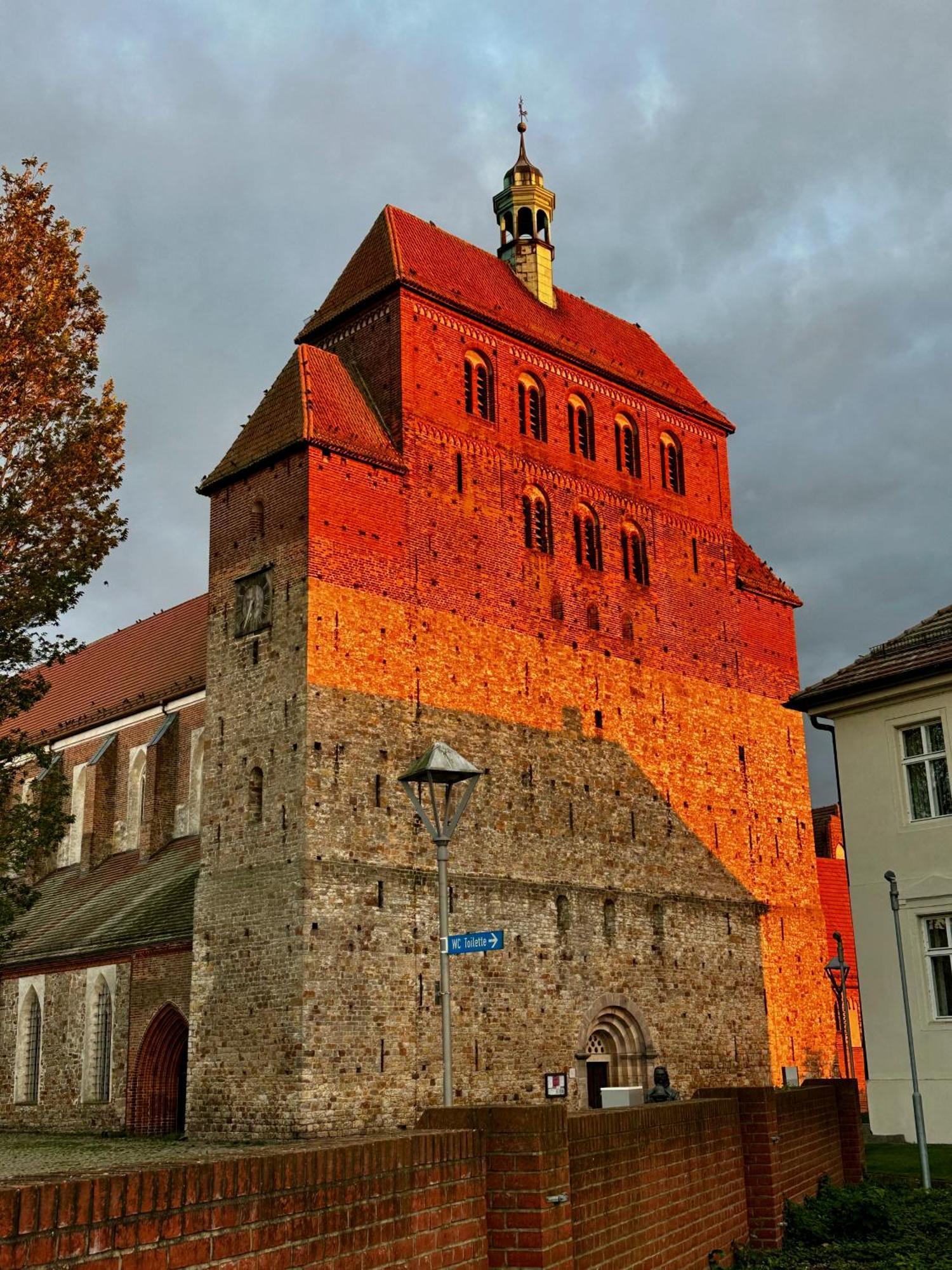 Das Bilderbuchcafe - Pension Markt 7 Havelberg Zewnętrze zdjęcie